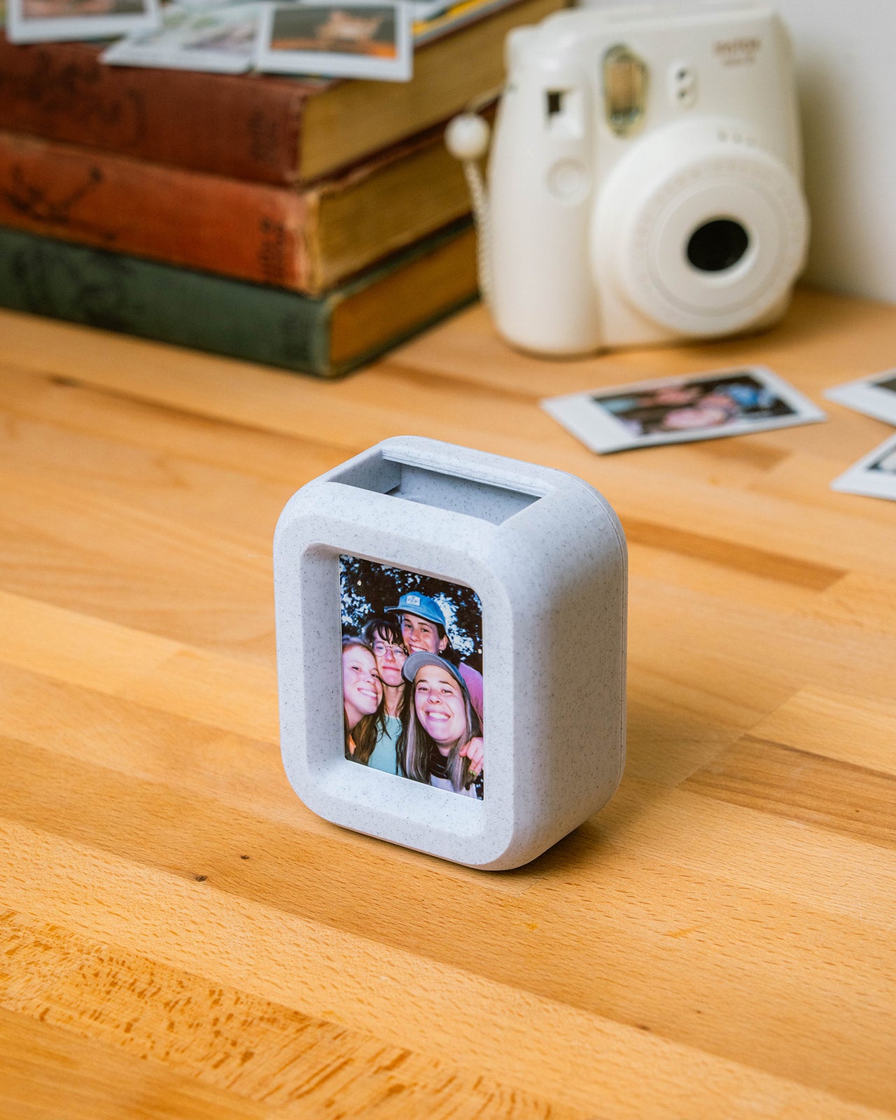 Polaroid 600 & iType display and storage frame - CHUNKY