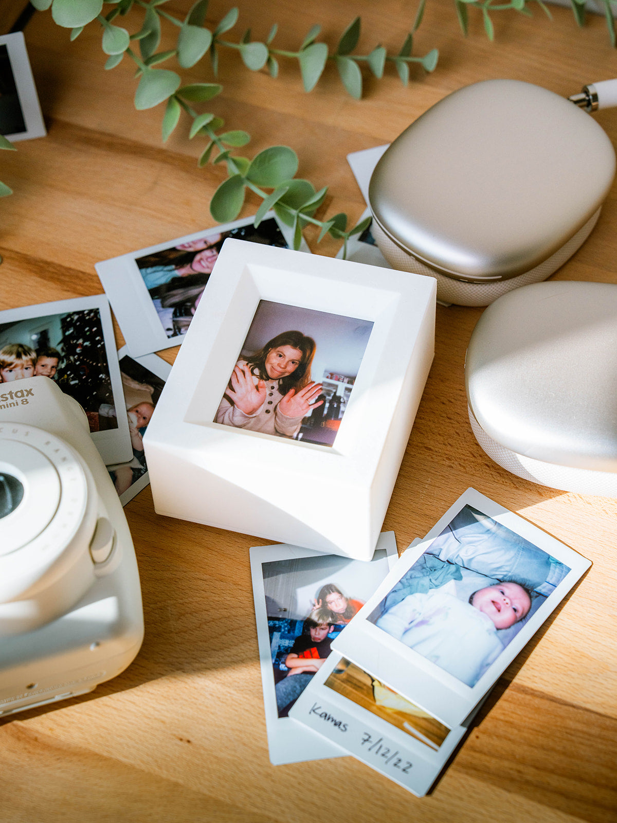 Instax Mini display and storage frame - SQUARE